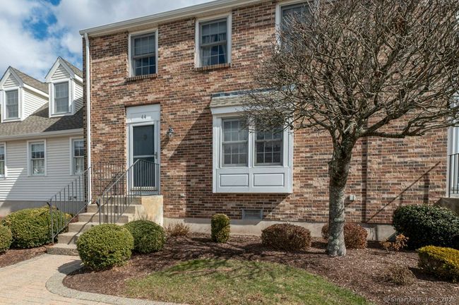44 - 44 Dunham St, Condo with 2 bedrooms, 3 bathrooms and null parking in Wethersfield CT | Image 29