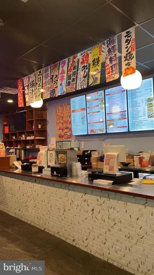 946 N Salisbury Blvd, SALISBURY, MD, 21801-3658 | Card Image