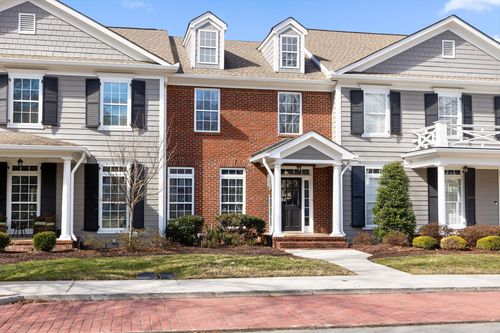 1059 Restoration Dr, Chattanooga, TN, 37421-8340 | Card Image