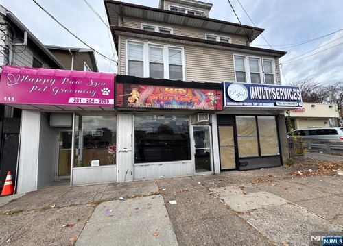 111 Broadway, Elmwood Park, NJ, 07407-3046 | Card Image