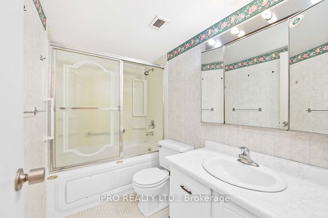 1002 - 1320 Mississauga Valley Blvd, Condo with 3 bedrooms, 2 bathrooms and 2 parking in Mississauga ON | Image 19