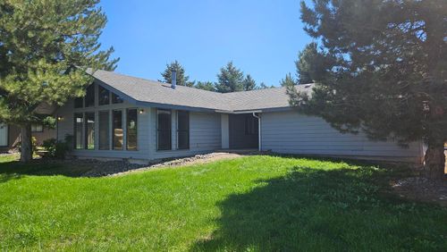 424 Nw Birdie Ln, Madras, OR, 97741-9041 | Card Image
