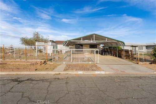 15356 Carol St, Mojave, CA, 93501-1912 | Card Image