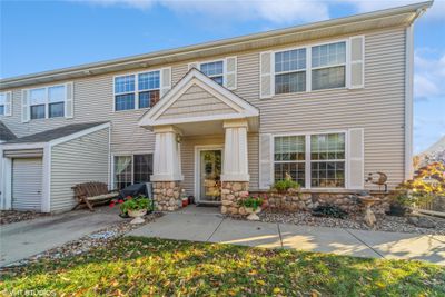 4009 Ne Rosewood Lane, Condo with 3 bedrooms, 2 bathrooms and null parking in Ankeny IA | Image 1