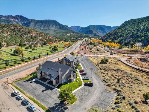 3a-390 E 300 S, Parowan, UT, 84761-7844 | Card Image