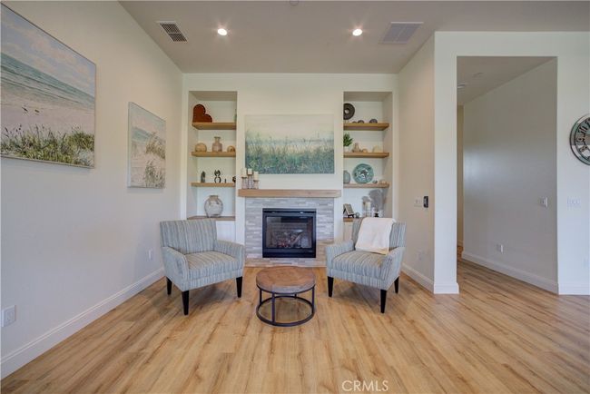 Sitting area in Great Room | Image 5