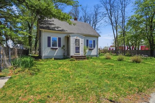 34 Plympton St, New Bedford, MA, 02745-6351 | Card Image