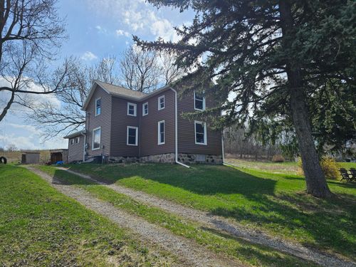 1046 E Hinchman Rd, Berrien Springs, MI, 49103-9740 | Card Image