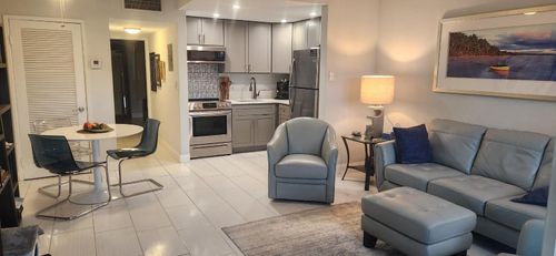 106-660 Glouchester St, Boca Raton, FL, 33487-3233 | Card Image