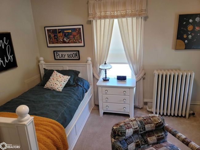 703 W Broadway St, House other with 5 bedrooms, 3 bathrooms and null parking in Eagle Grove IA | Image 81