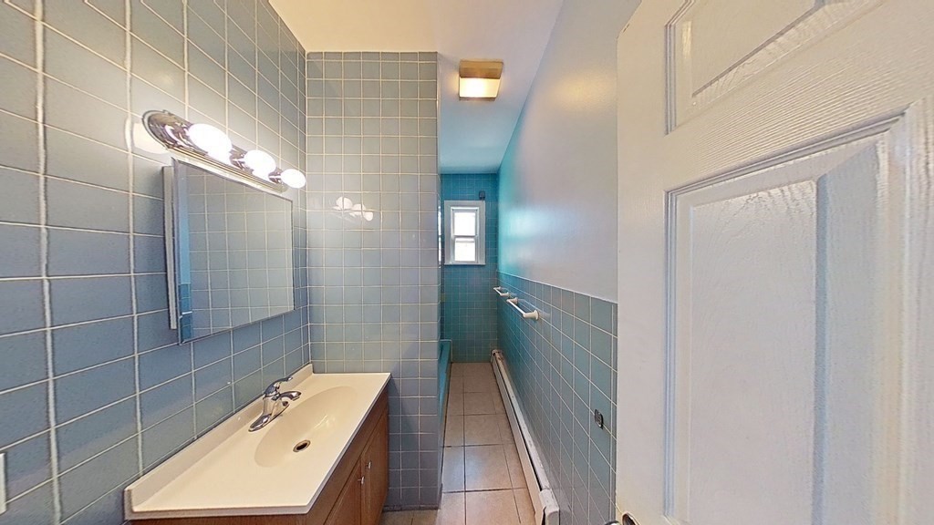 Residential Lease in Boston 4