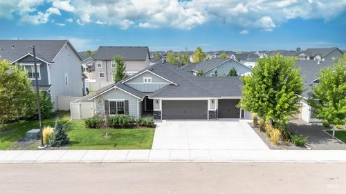 5385 N Maplestone Ave, Meridian, ID, 83646-6778 | Card Image