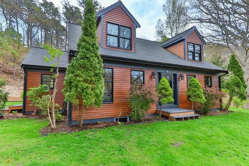 15 Glacier Dr, Truro, MA, 02666-5210 | Card Image