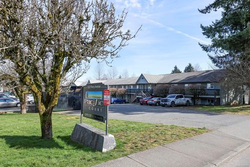 203-1540 Piercy Ave, Courtenay, BC, V9N3E9 | Card Image