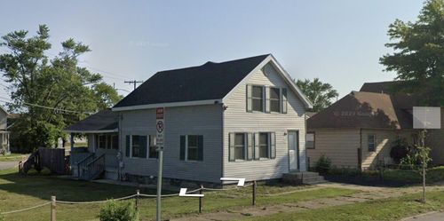 611 W 9th St, Michigan City, IN, 46360 | Card Image
