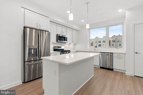 3022 Schirra Ln, PHILADELPHIA, PA, 19125-4519 | Card Image