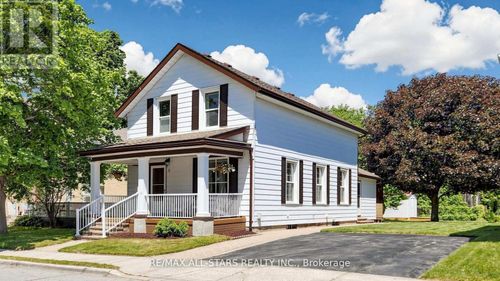 11 Marietta St, Uxbridge, ON, L9P1K7 | Card Image