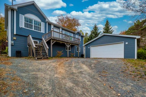 1018 Beaver Bank Rd, Beaver Bank, NS, B4G1A9 | Card Image