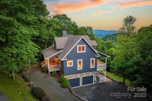 211 Maple Tree Ln, West Jefferson, NC, 28694-7582 | Card Image