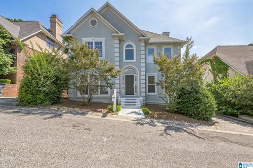 2826 Seven Oaks Cir, Vestavia Hills, AL, 35216-3198 | Card Image