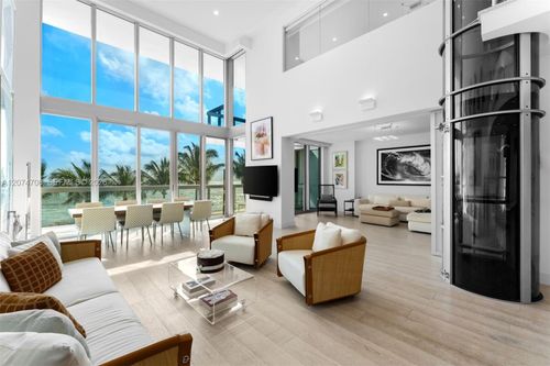 403-6899 Collins Ave, Miami Beach, FL, 33141-7400 | Card Image