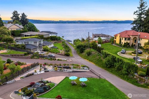 8632 E Side Dr Ne, Tacoma, WA, 98422-1132 | Card Image