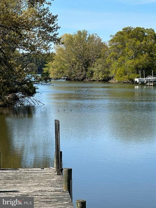1483 Wilton Rd, Hague, VA, 22469-2909 | Card Image