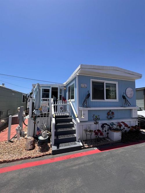 101-900 N Cleveland St, Oceanside, CA, 92054-2179 | Card Image