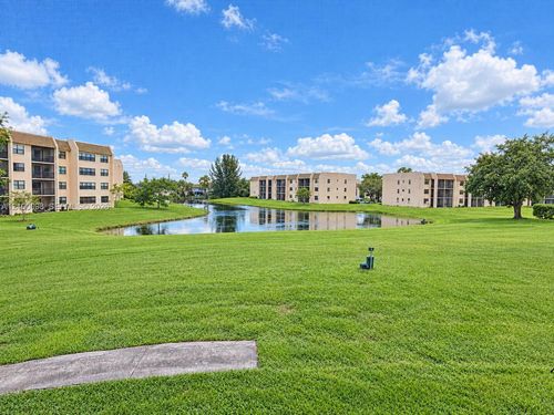 201-10402 Sunrise Lakes Blvd, SUNRISE, FL, 33322-5936 | Card Image