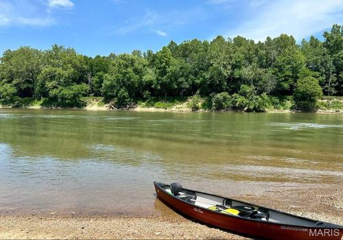 16292 Maries Road 303, Vienna, MO, 65582-8793 | Card Image