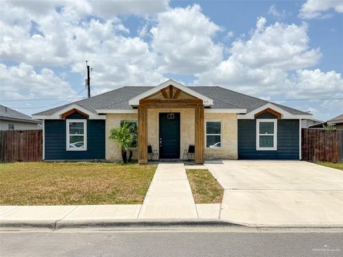 813 Lark Cir, Alamo, TX, 78516-9000 | Card Image