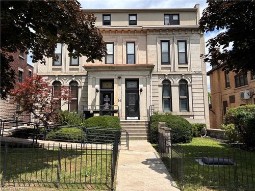 14 Duke St, Hamilton, ON, L8P1X1 | Card Image