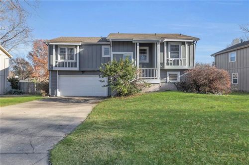 1808 S Stagecoach Drive, Olathe, KS, 66062 | Card Image