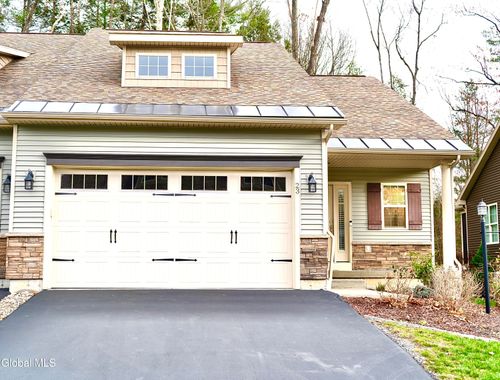 23 Canterbury Ln, Delmar, NY, 12054-9725 | Card Image
