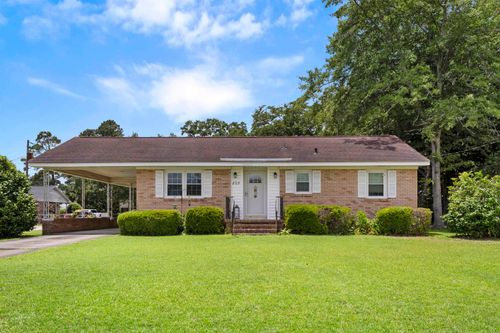 805 Highland Dr, Mullins, SC, 29574-4101 | Card Image