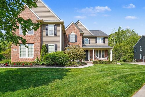 6147 Birchcrest Ln, Commerce Twp, MI, 48382-4898 | Card Image
