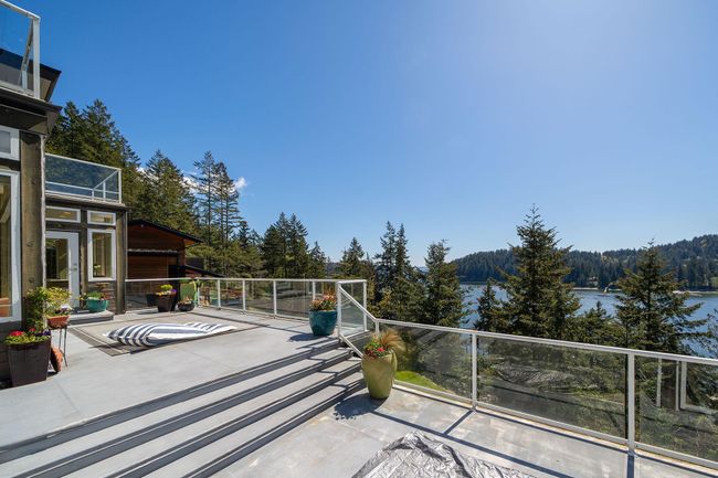 370 David Road, House other with 5 bedrooms, 5 bathrooms and 3 parking in Bowen Island BC | Image 6