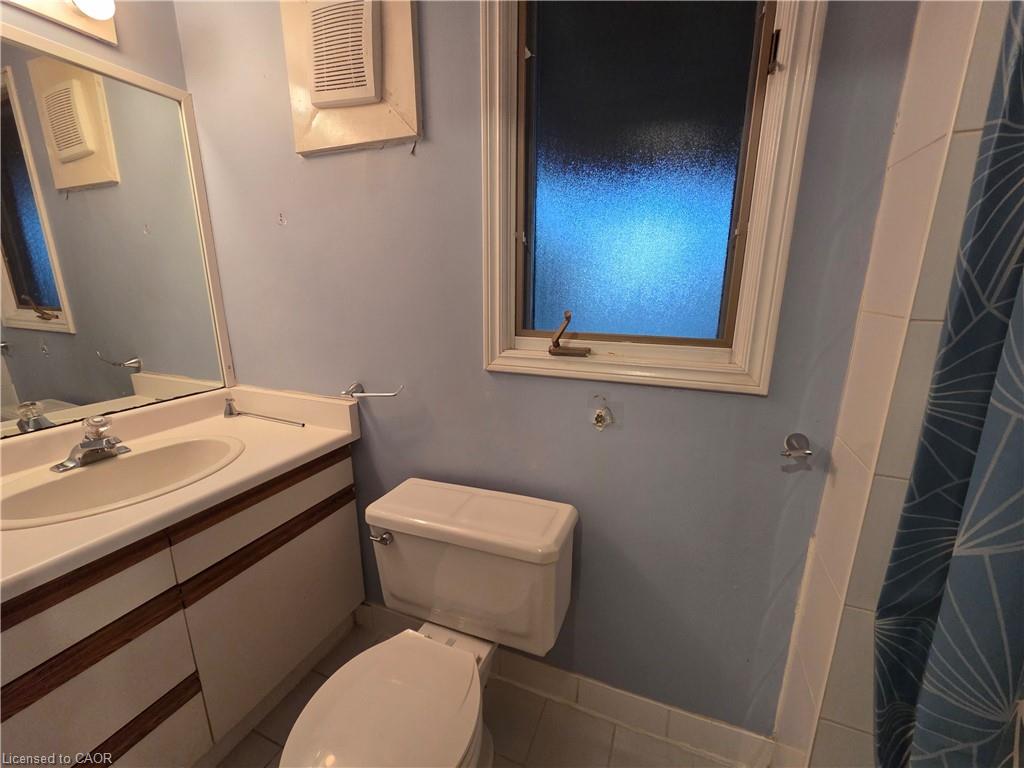 Residential Lease in Burlington 5