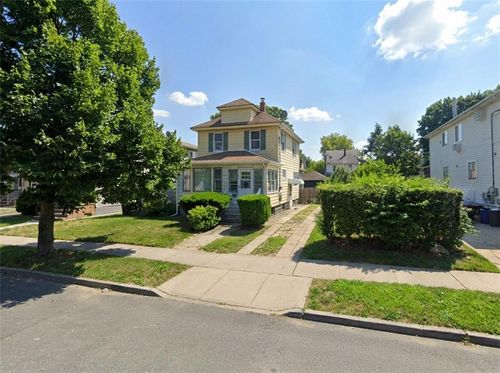 243-22 Weller Ave, Rosedale, NY, 11422-2334 | Card Image