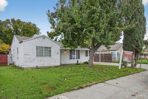 3601 27th Ave, Sacramento, CA, 95820-4810 | Card Image