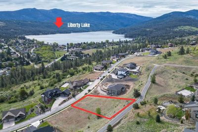 124 N Holiday Hills Dr, Home with 0 bedrooms, 0 bathrooms and null parking in Liberty Lake WA | Image 1