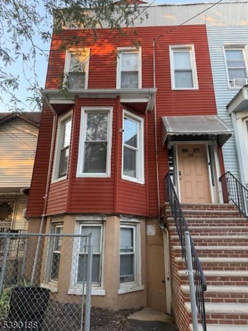 94 Kearney Ave, Jersey City, NJ, 07305-3709 | Card Image