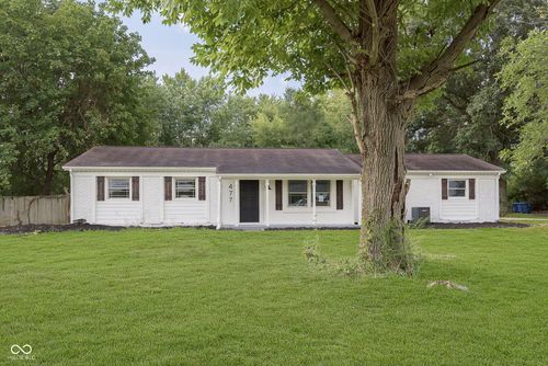 477 E 111th St, Carmel, IN, 46280-1052 | Card Image