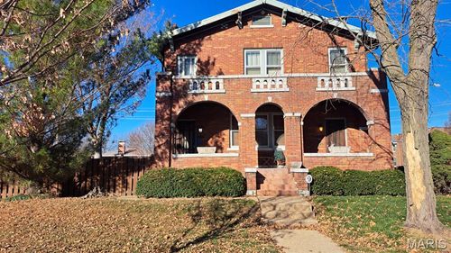 5301 S Broadway, Saint Louis, MO, 63111-2022 | Card Image