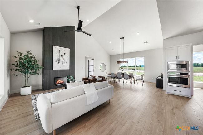 16120 Audrey Ln, House other with 4 bedrooms, 4 bathrooms and null parking in Holland TX | Image 8