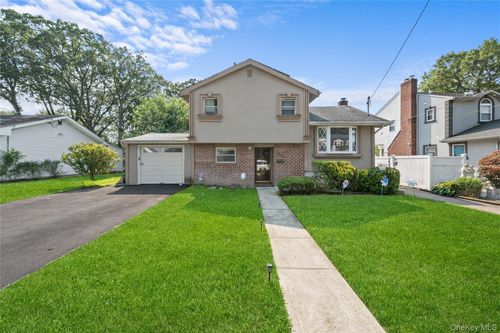 1850 Lenox Ave, East Meadow, NY, 11554-4015 | Card Image