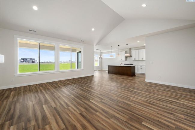 7207 Ambrosia St, Home with 4 bedrooms, 3 bathrooms and null parking in Kennewick WA | Image 11