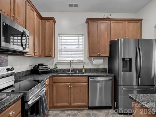 5912 Almond Rd, Charlotte, NC, 28227-4068 | Card Image