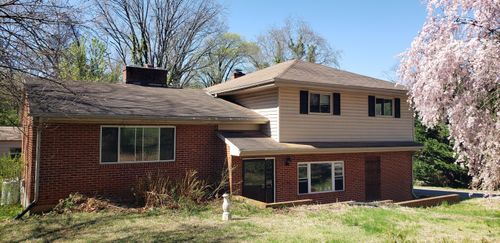6936 Plantation Rd, Roanoke, VA, 24019-4351 | Card Image