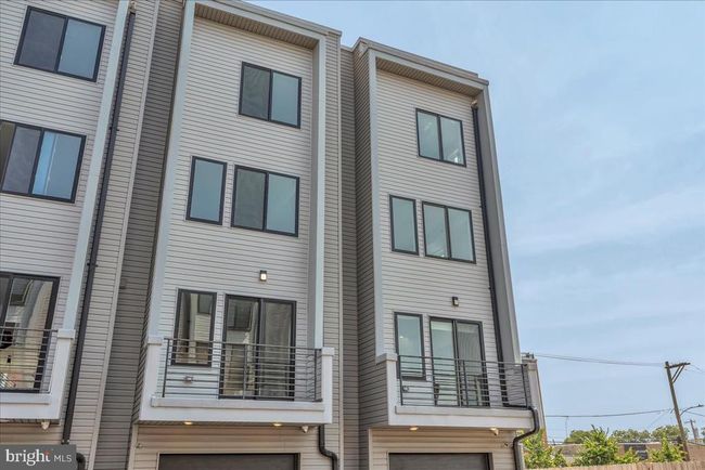 2618 E Hagert St, Townhouse with 3 bedrooms, 3 bathrooms and null parking in PHILADELPHIA PA | Image 35
